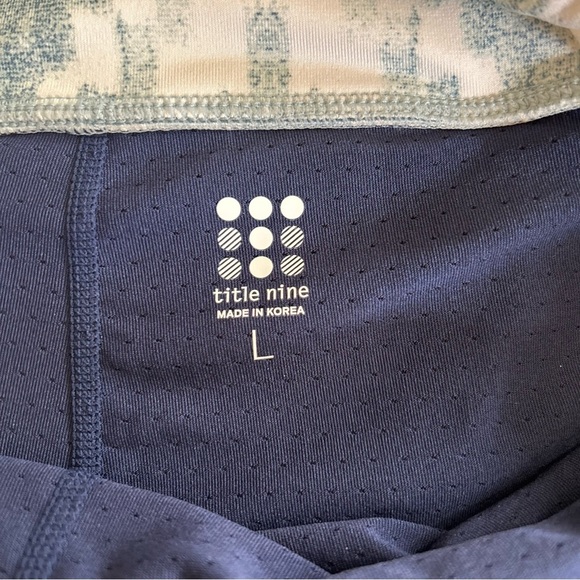 Title Nine | Pocket Dream Skort Inca Geometric Pattern - Picture 6 of 8